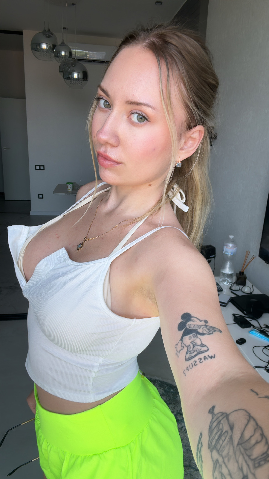 KateV in her underwear in Pretoria