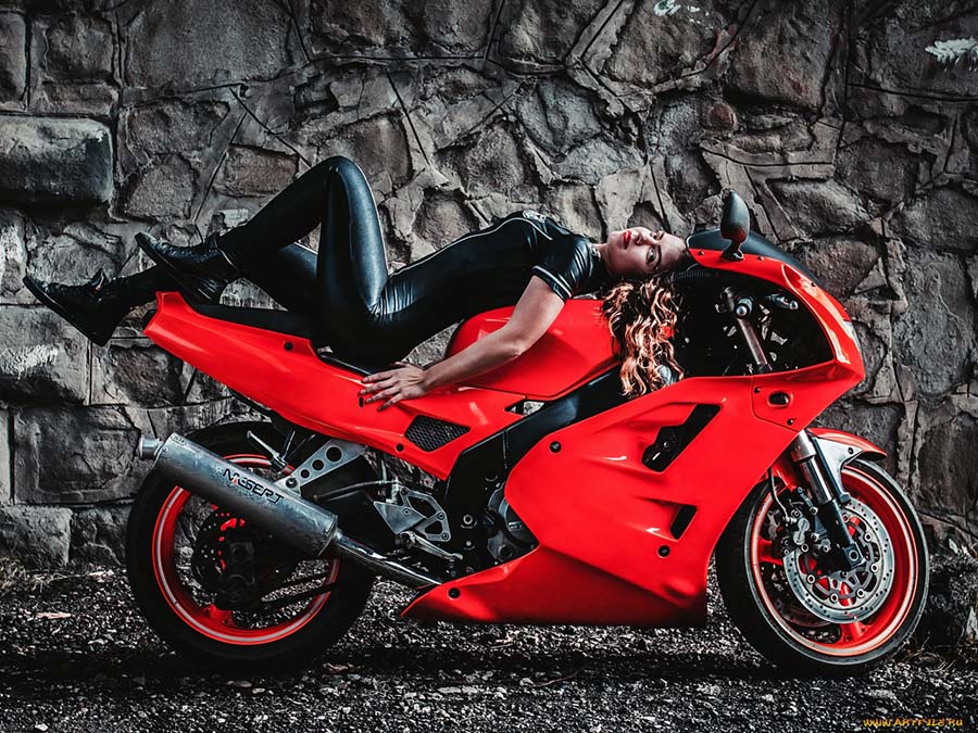 Beautiful girl Beautiful girls and motorcycles in Pretoria