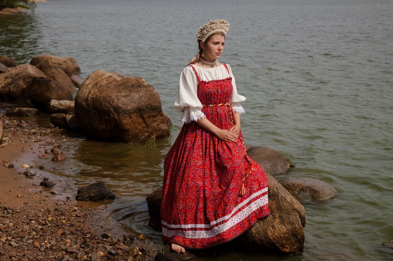 Women in Slavic costumes in Pretoria